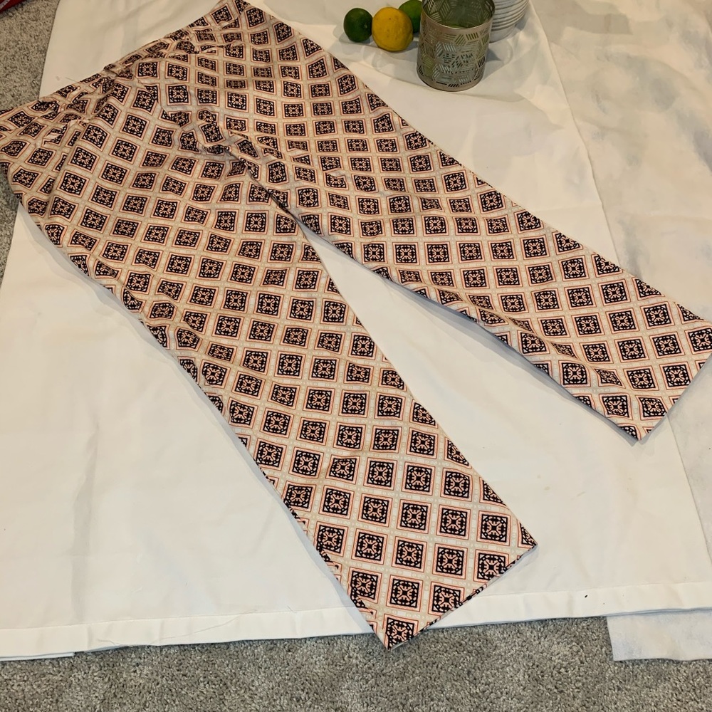 Orange print crop pants